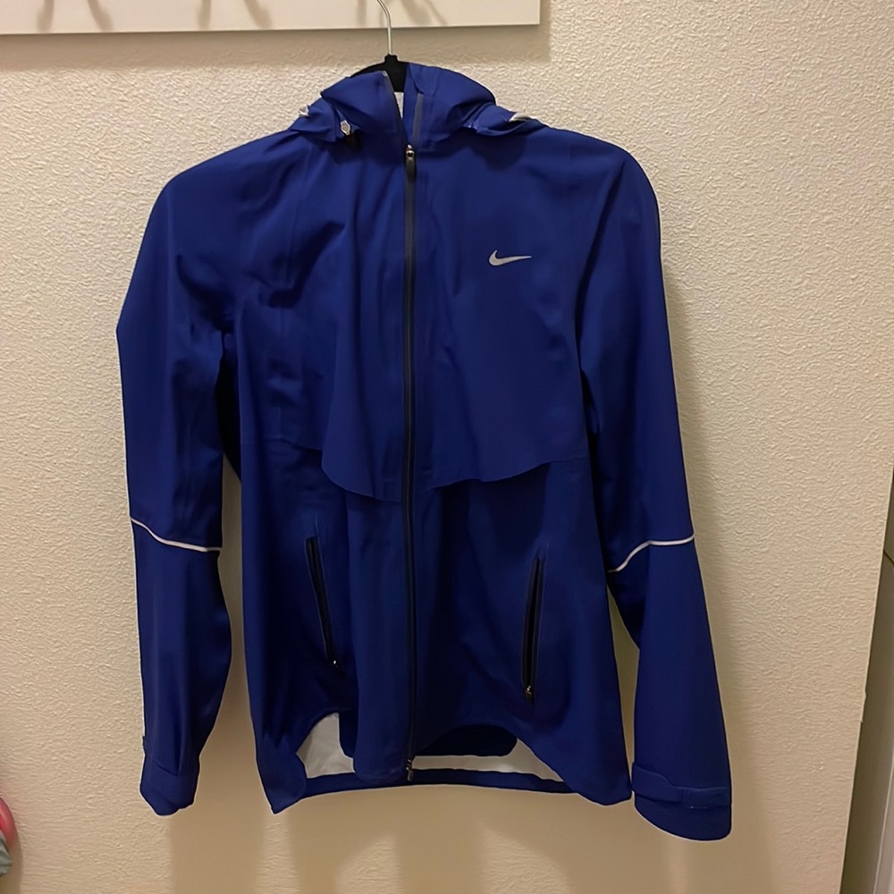 Nike raincoat